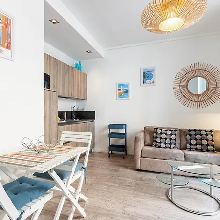 Large Terrace 1 Bdr Near Garibaldi Square Nice